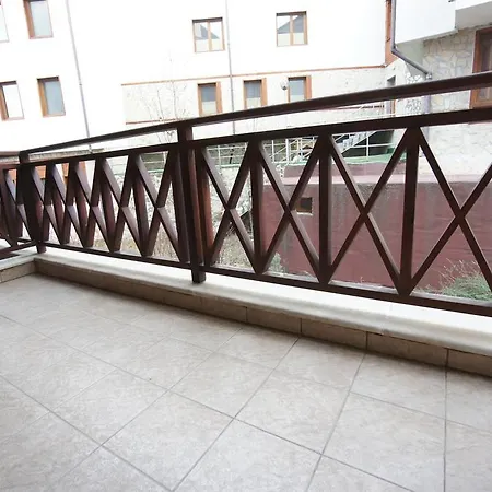 Apartament Snow House *